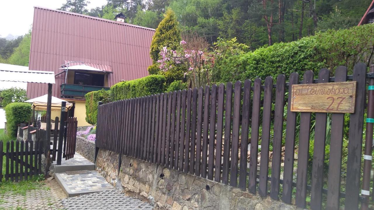Domek Caloroczny Tresna Agata Buitenkant foto