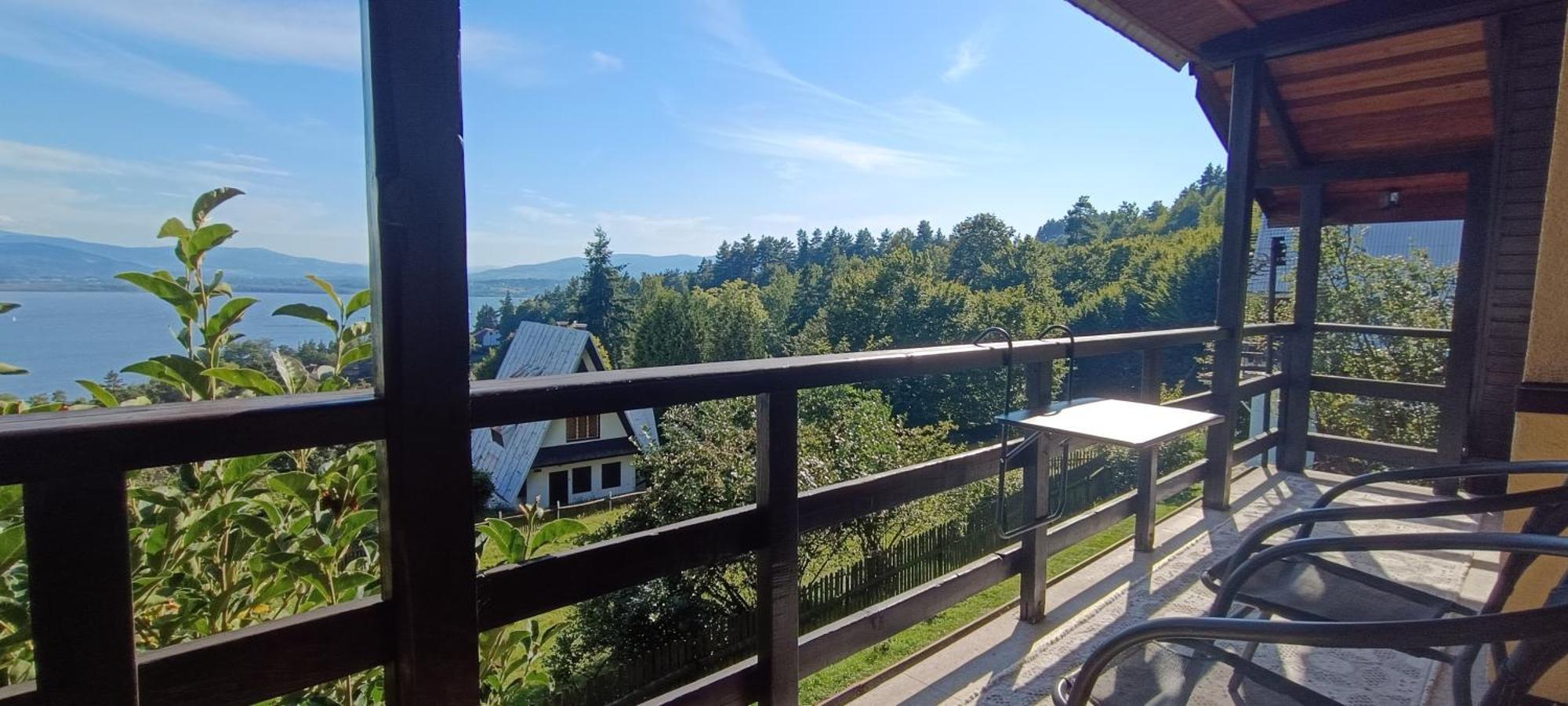 Domek Caloroczny Tresna Agata Buitenkant foto